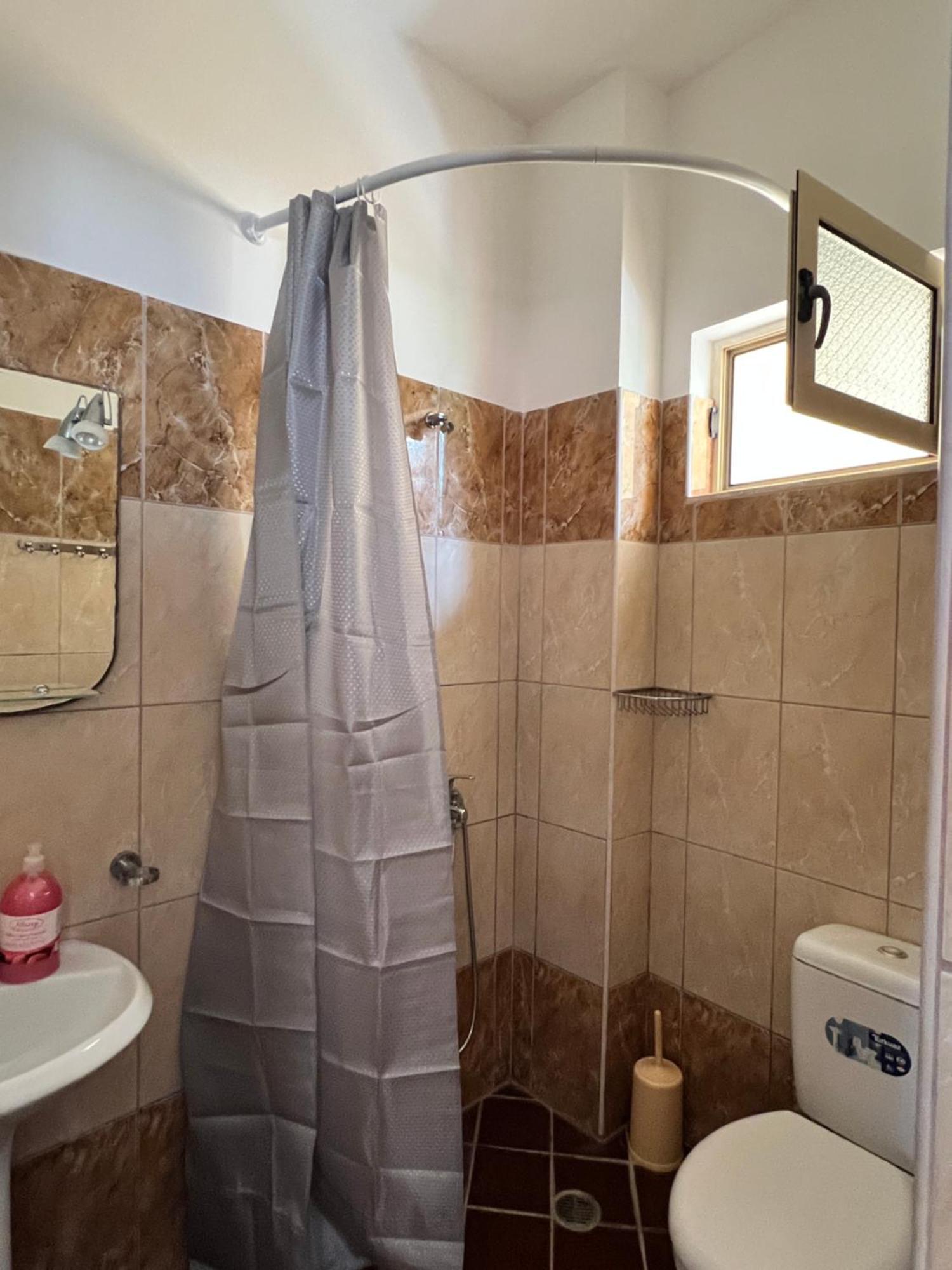 Bed & Breakfast Rock Star-pllakat