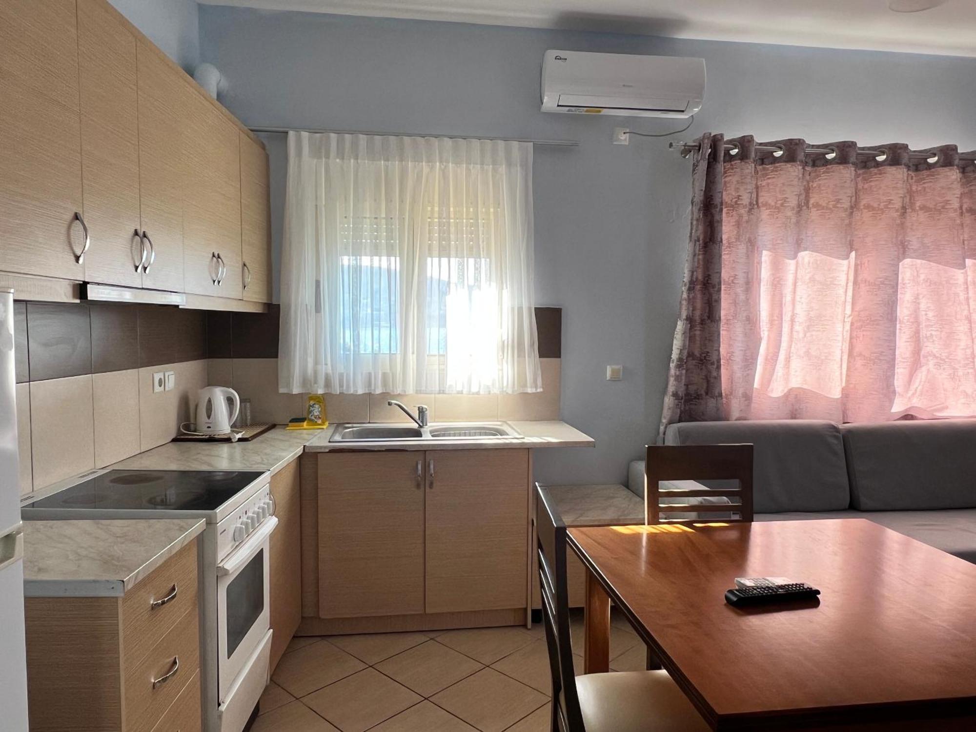 Bed & Breakfast Rock Star-pllakat Sarandë
